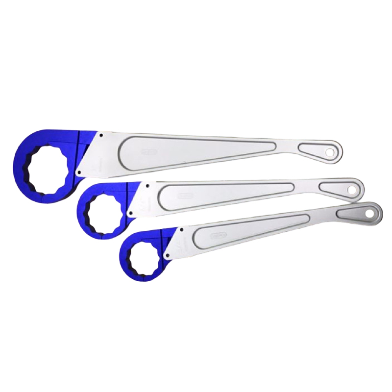 Tools/Wrenches/Pipe Clamps/Pipe Benders